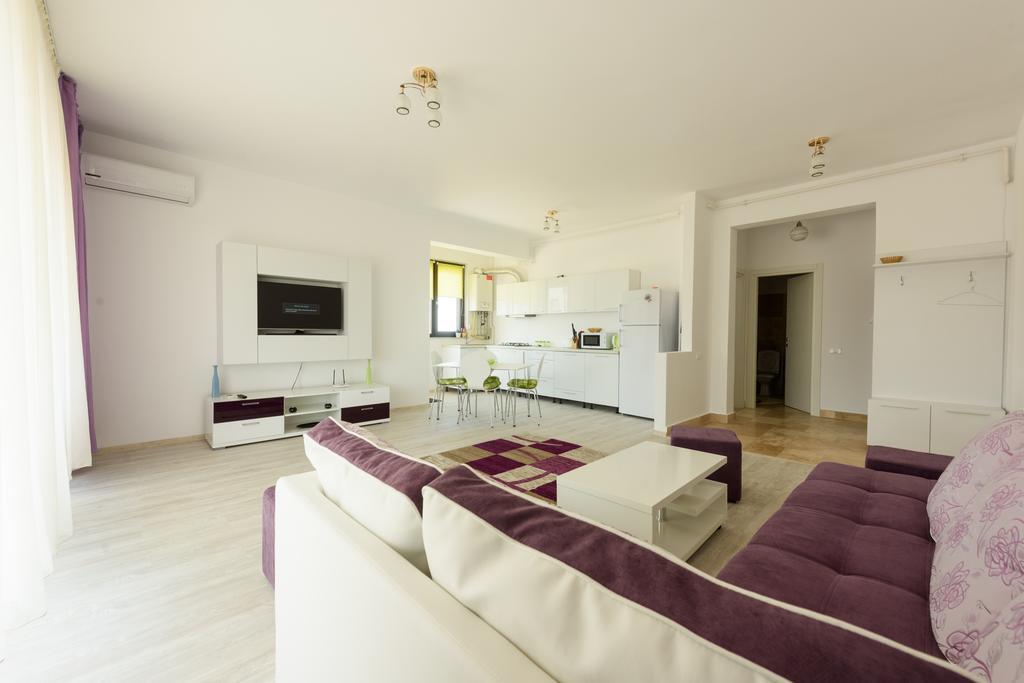 Purple Sun Apartment Năvodari Екстериор снимка
