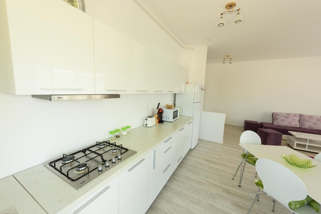 Purple Sun Apartment Năvodari Екстериор снимка